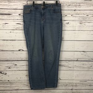 Levi 512 Perfectly Slimming Jeans